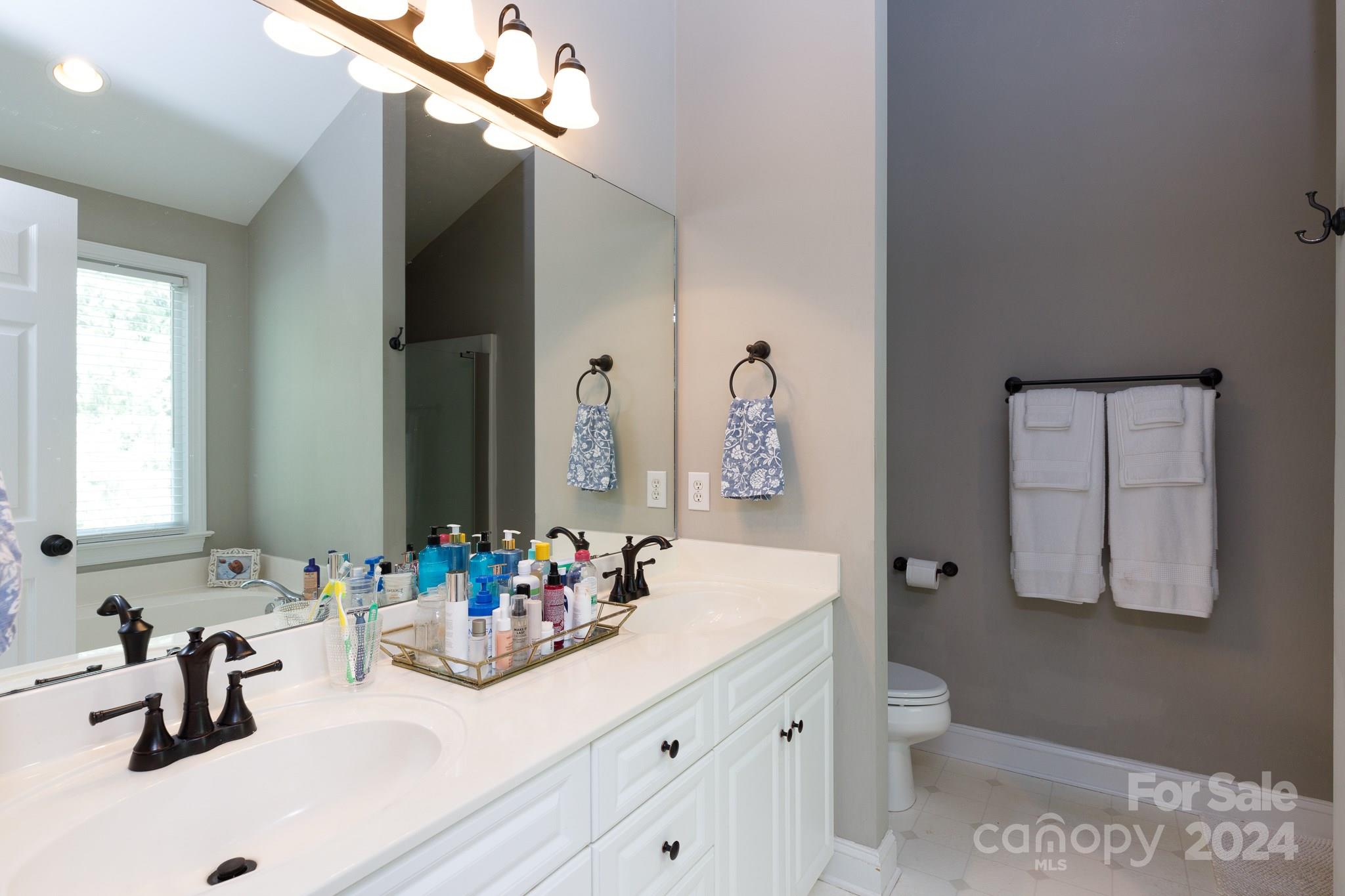 Oakhurst - Residential