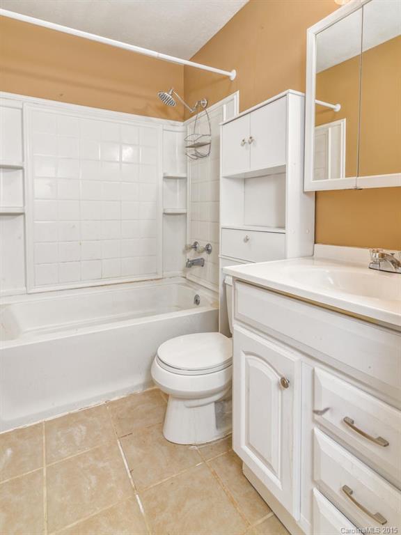 Rolling Green - Residential