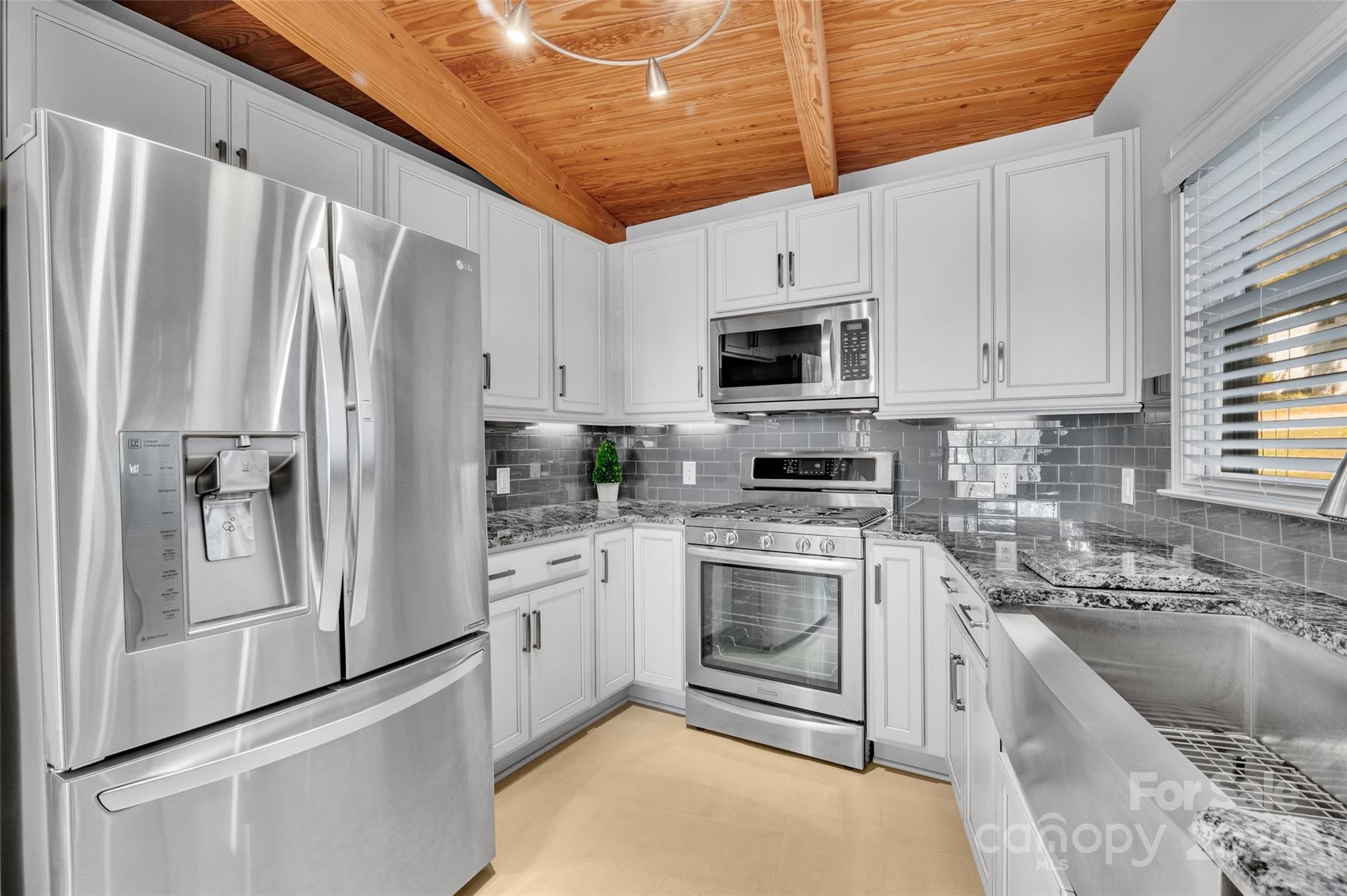 Tega Cay - Residential