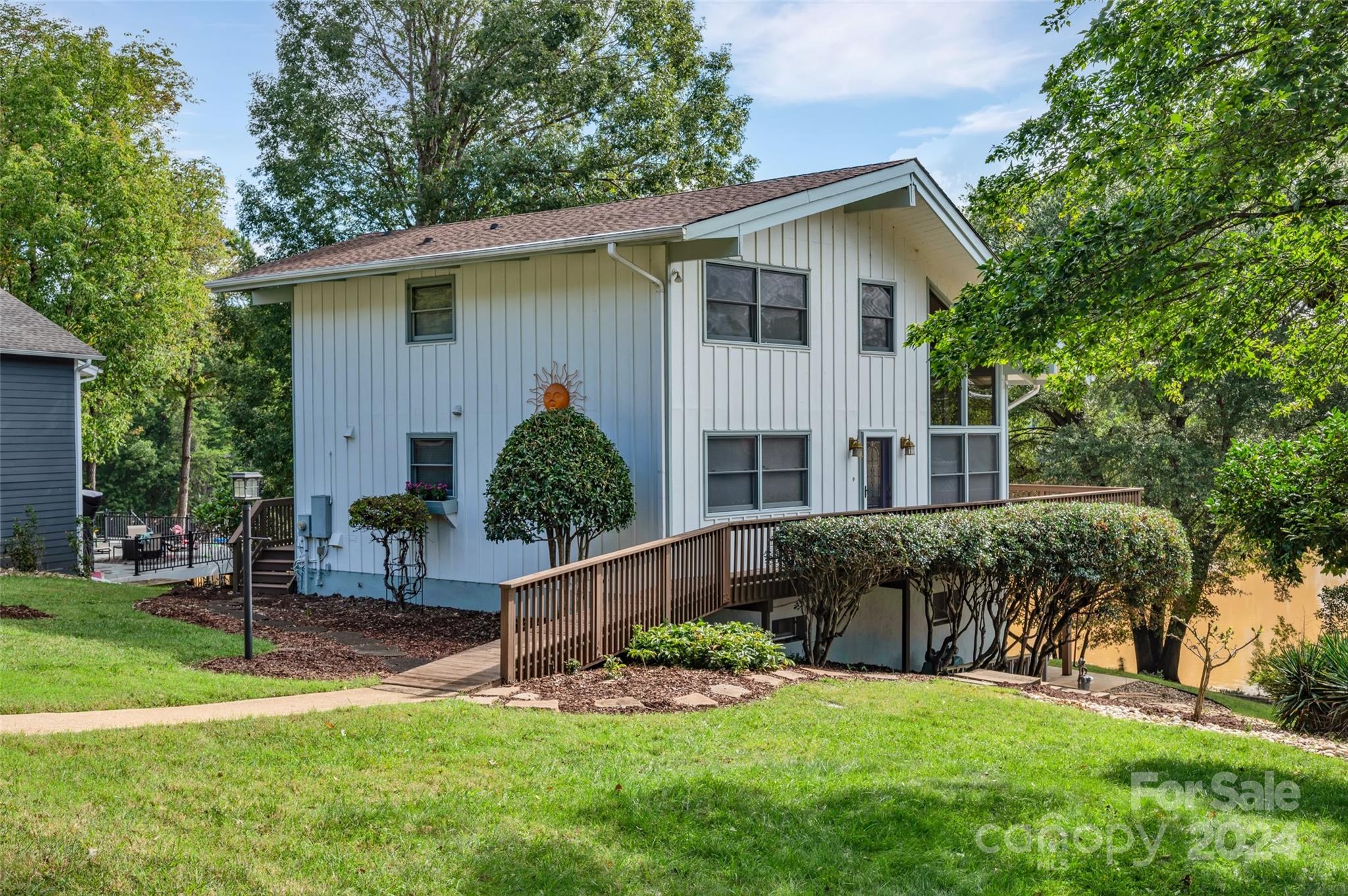 Tega Cay - Residential