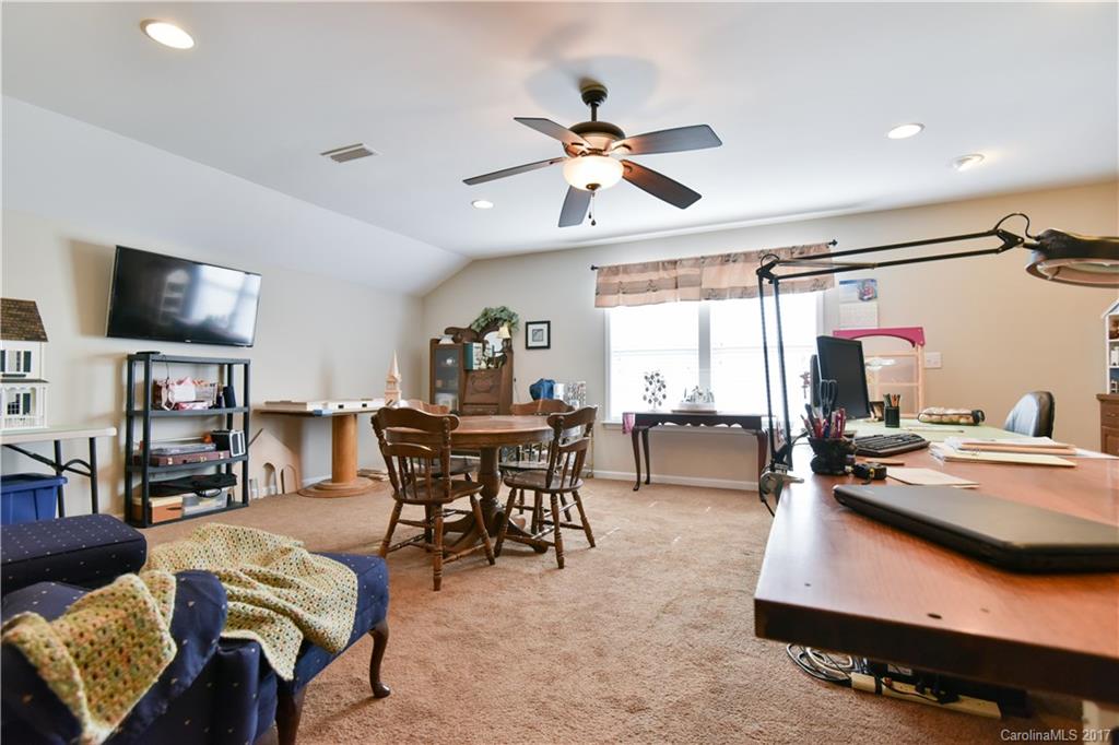 Lake Ridge - Residential