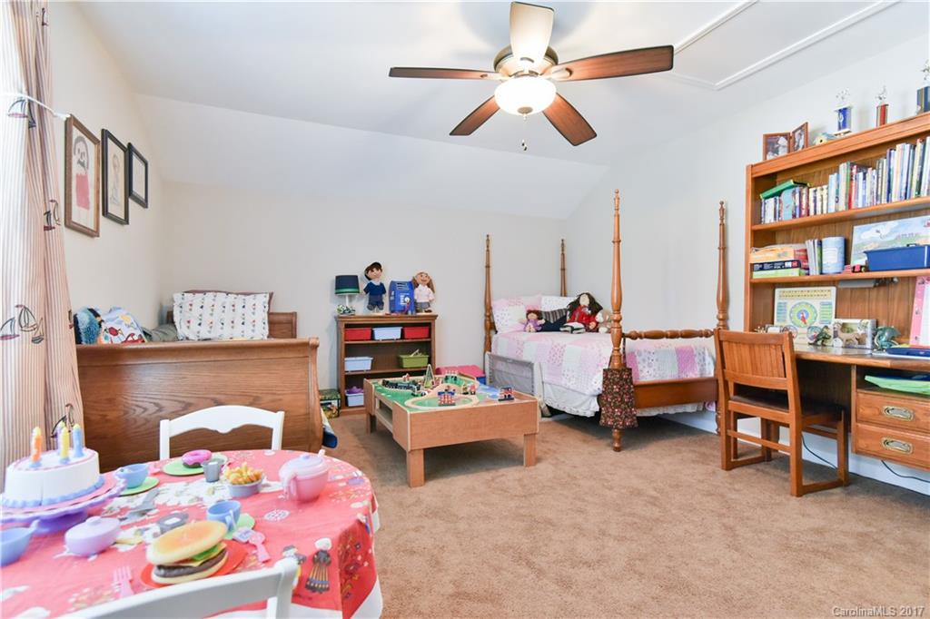 Lake Ridge - Residential