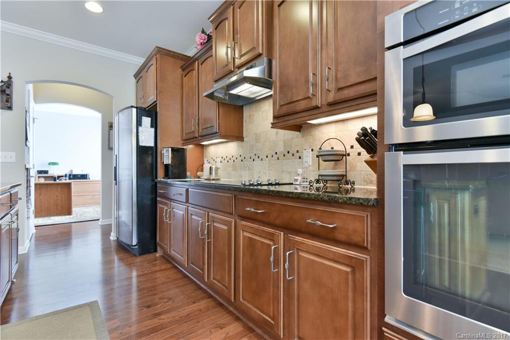 Lake Ridge - Residential