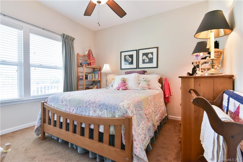 Lake Ridge - Residential