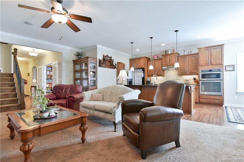 Lake Ridge - Residential