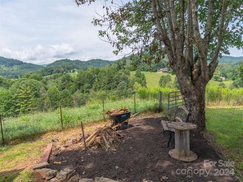 A home in Waynesville