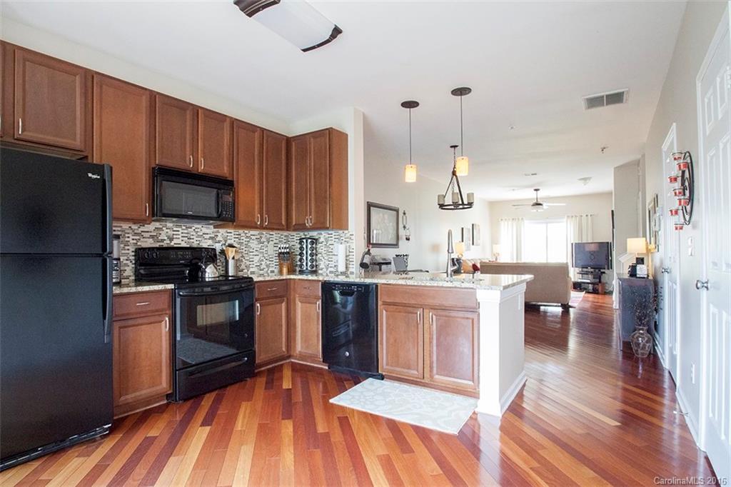 The Arts District - Residential