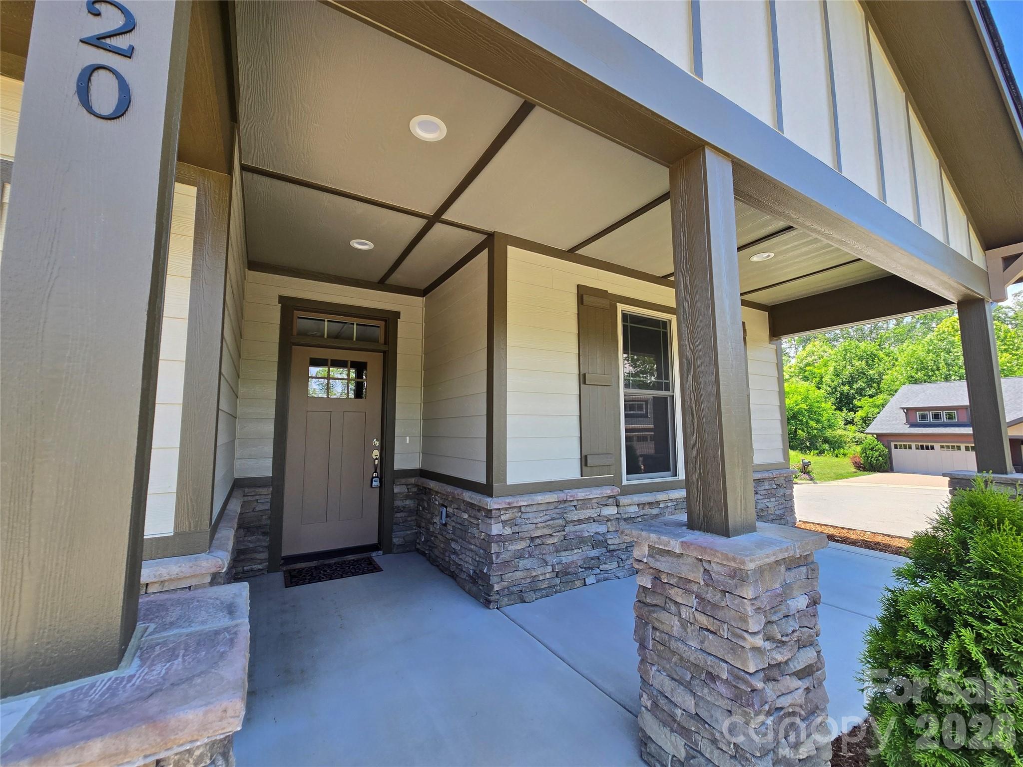 16 Craftsman Overlook Ridge 27