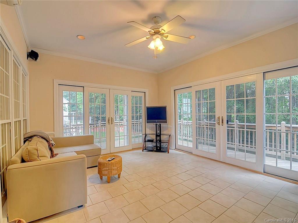 Highland Creek - Residential