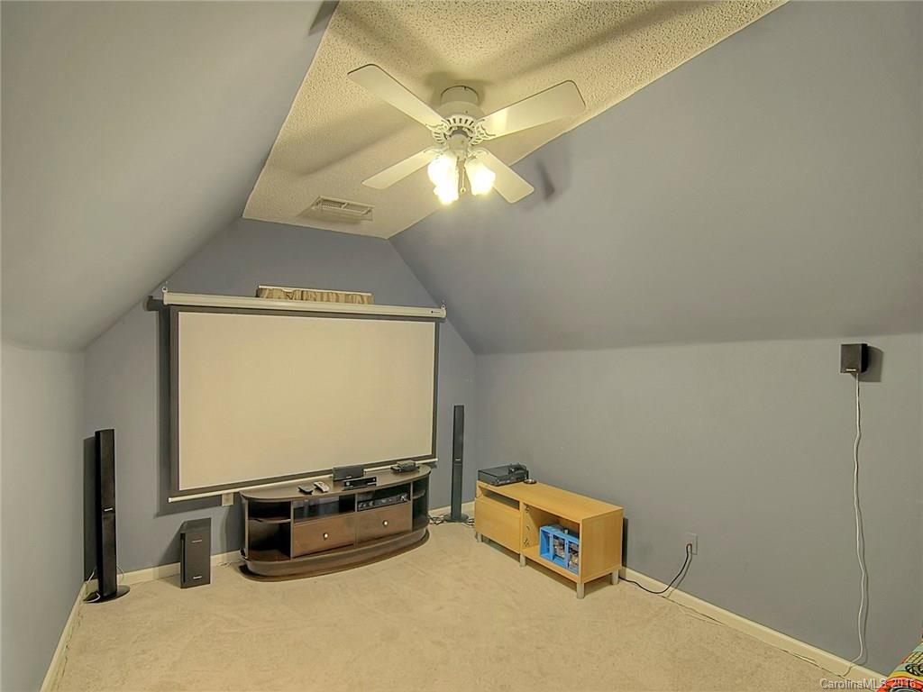 Highland Creek - Residential