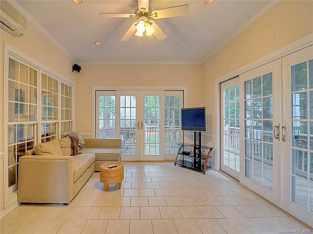 Highland Creek - Residential