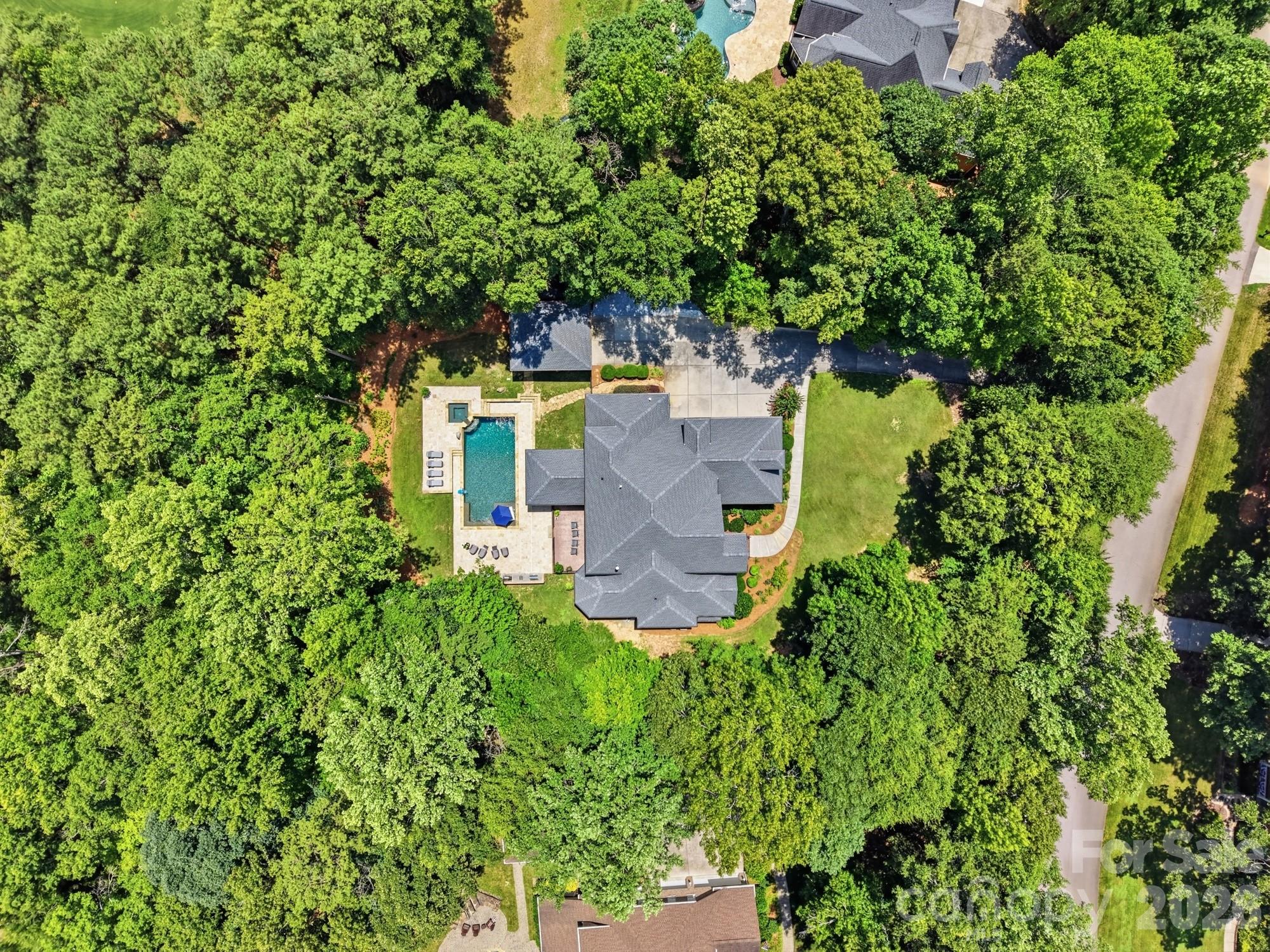 832 Savile Lane
