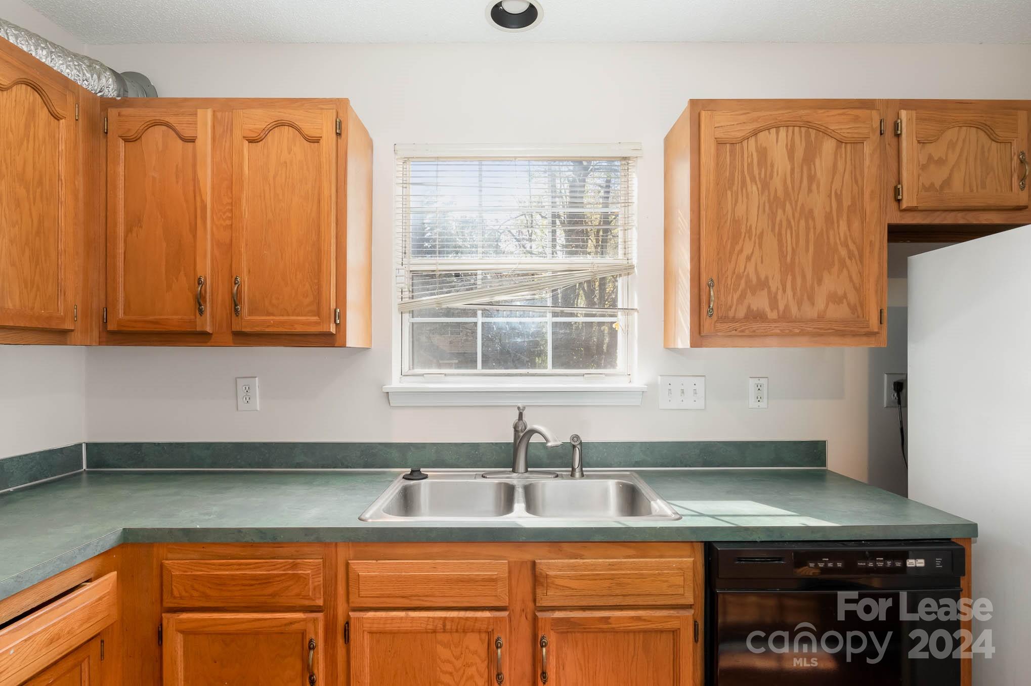 Prescott Village - Residential Lease