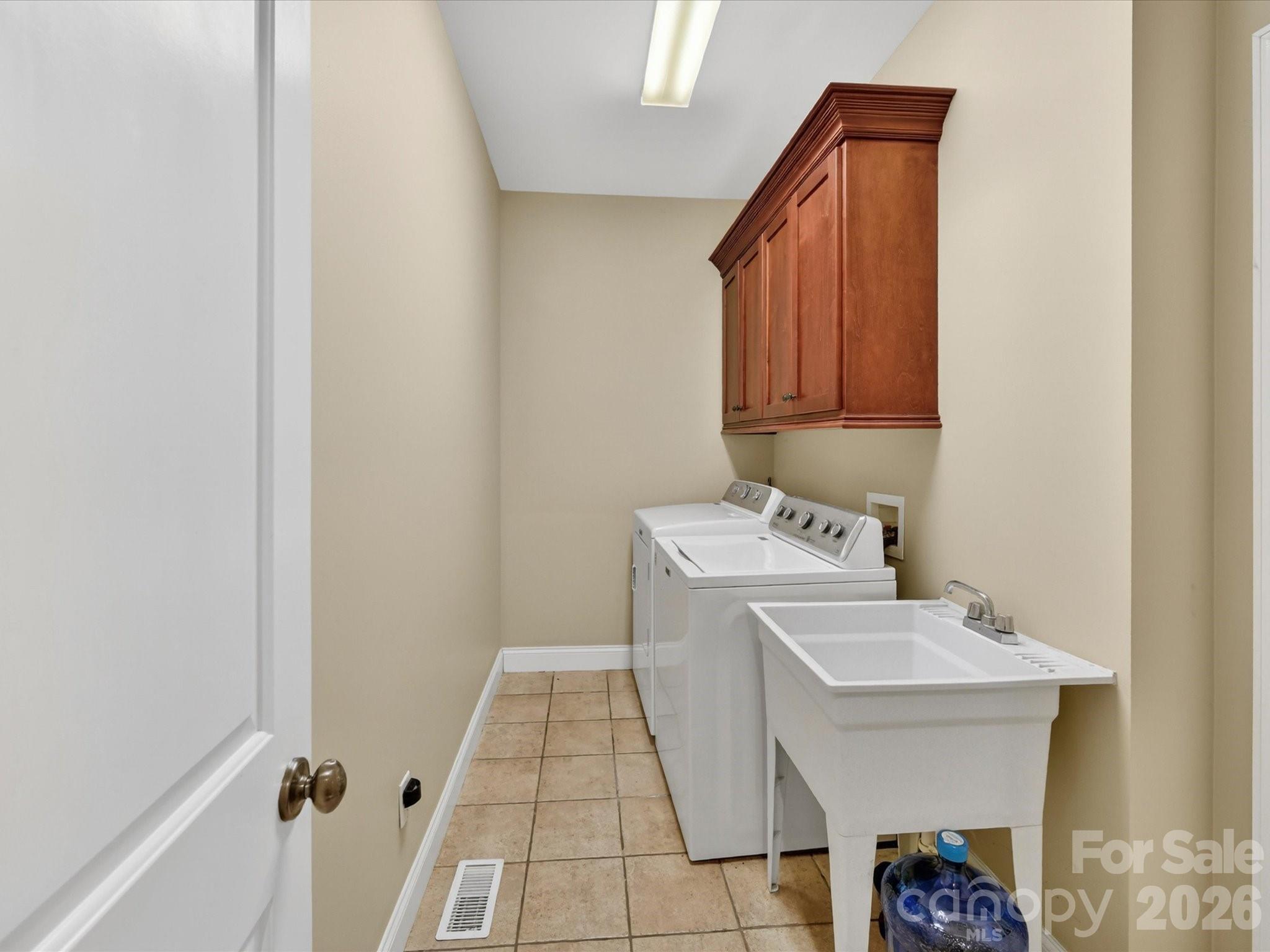 Whispering Oaks - Residential