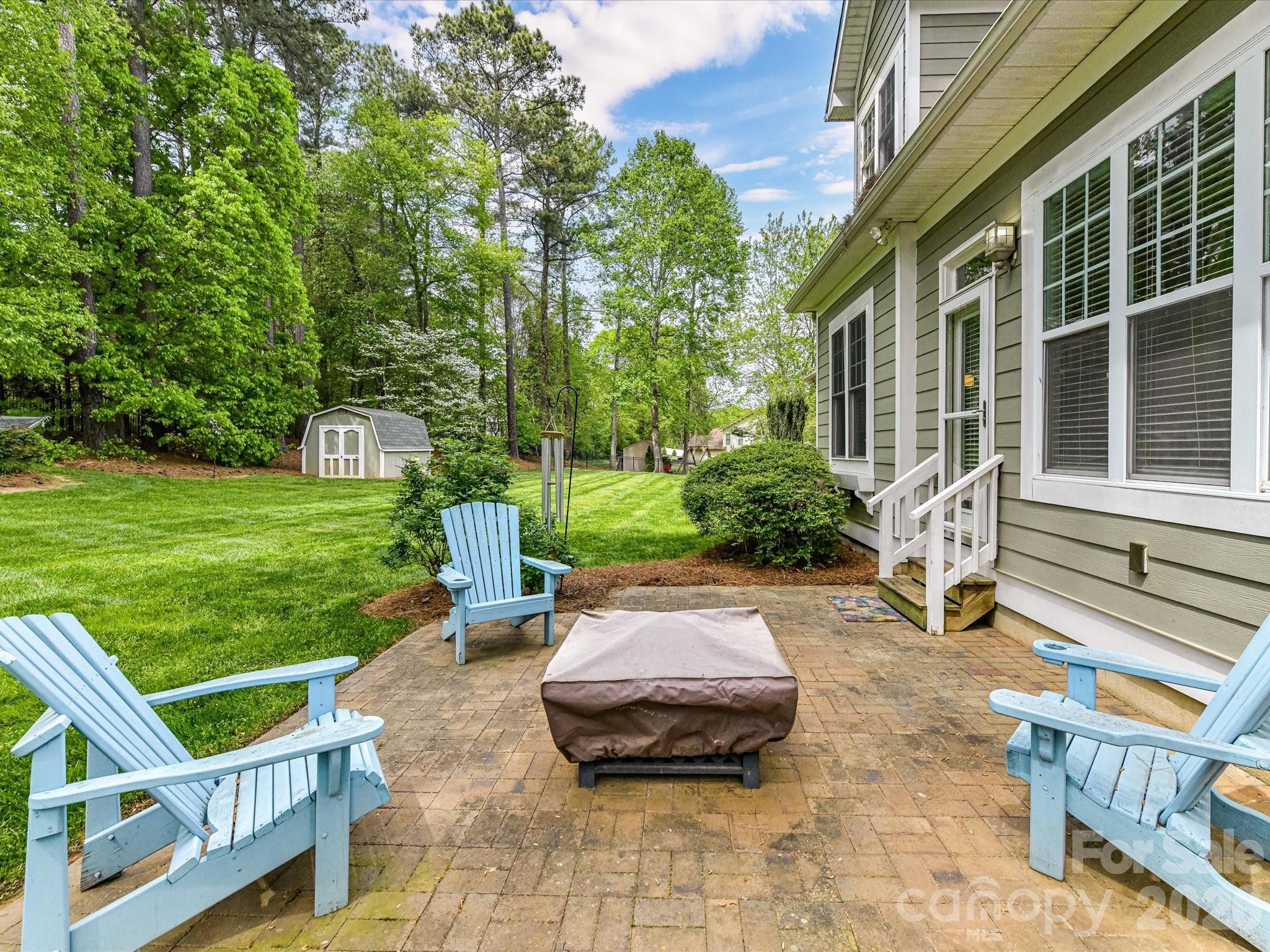 Whispering Oaks - Residential