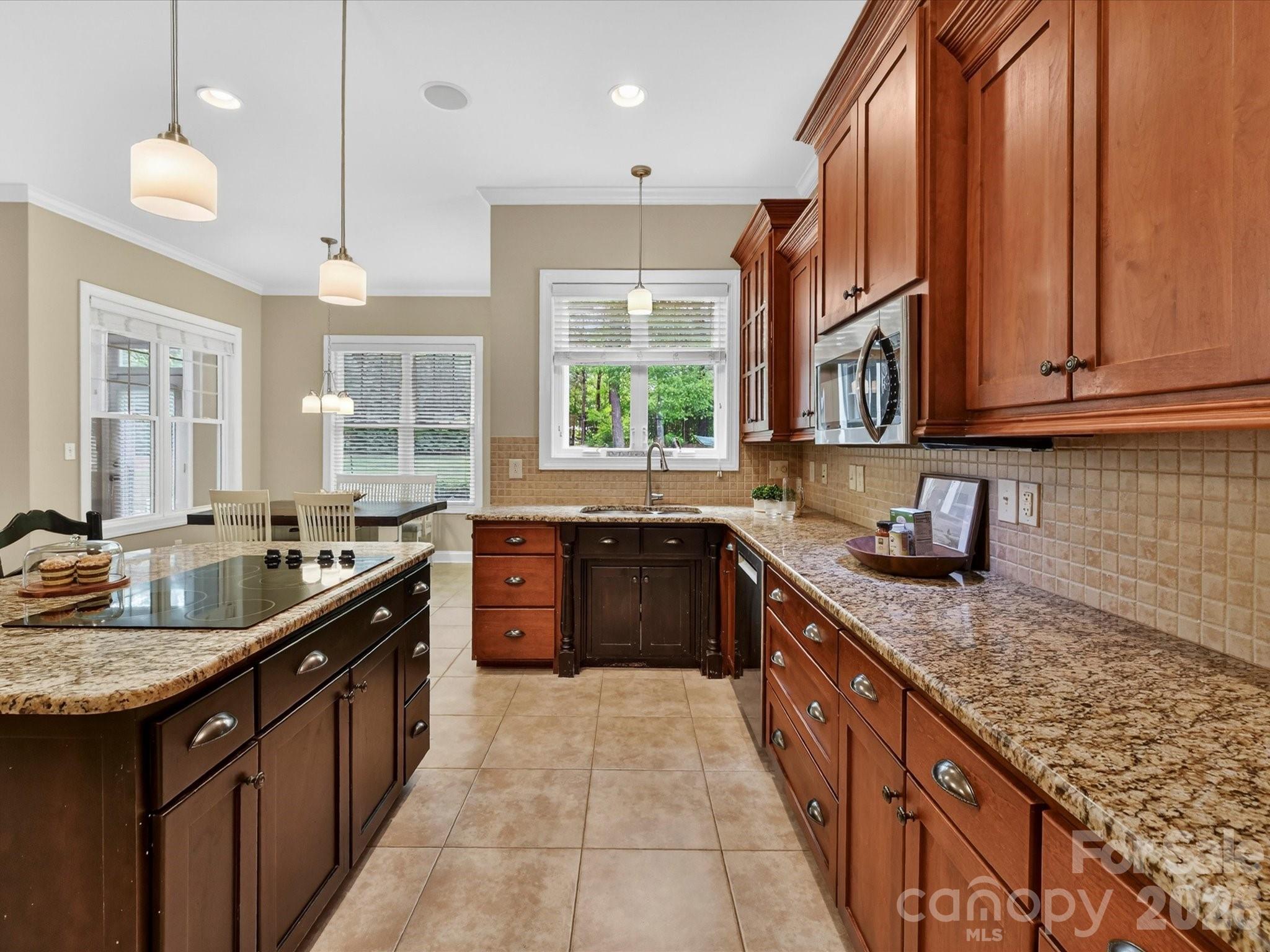 Whispering Oaks - Residential