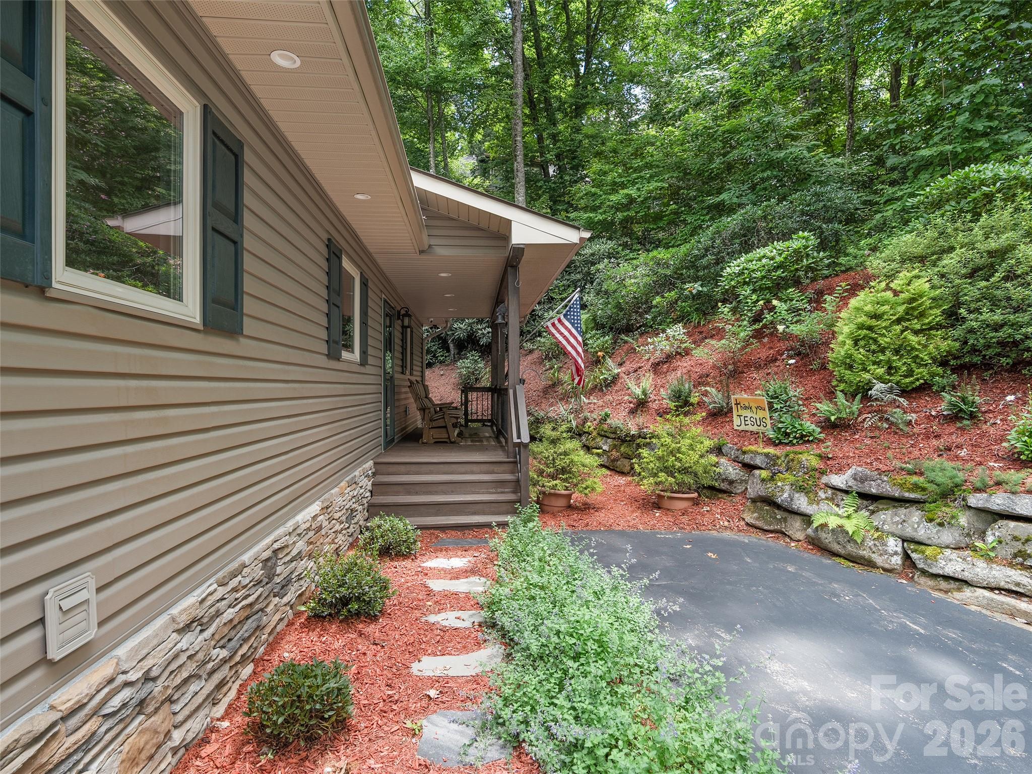39 Maplewood Drive