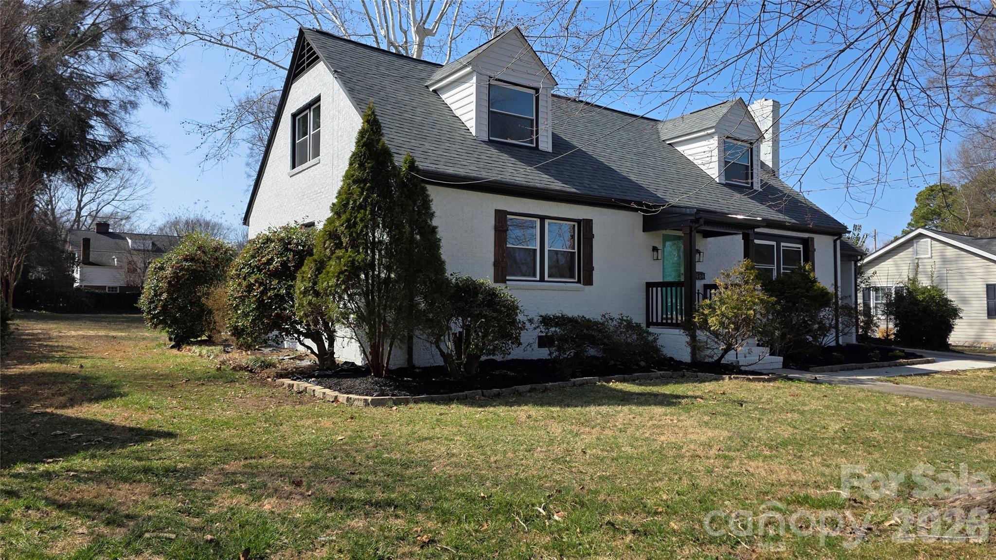 404 S Mulberry Street