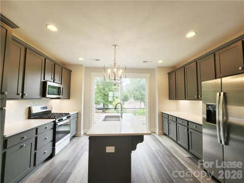 Photo of 618 West End Drive, Charlotte, NC 28208 (MLS # 4407662)