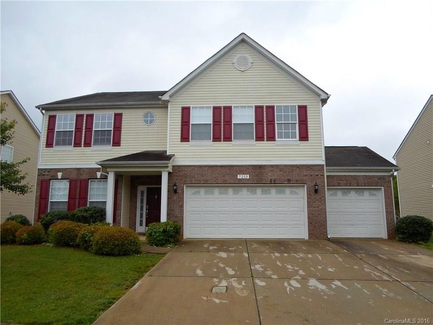 Spectacular partial brick exterior 3 bedroom home with 3 car garage located in Applegate subdivision!  Large square footage. Huge bedrooms on the second floor all with walk-in closets and a large bonus room/loft! Open floor plan with a cozy living room.  Home has crown molding and fireplace.  Large kitchen with island and beautiful granite counter-tops. Upgraded cabinets with lots of cabinet space and all stainless steel appliances. Wood floors in some of the rooms and new carpet throughout.