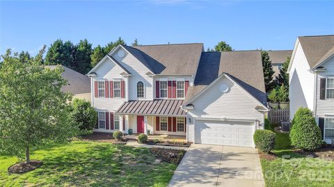 Photo of 1007 Butterburr Drive, Matthews, NC 28104 (MLS # 4380724)