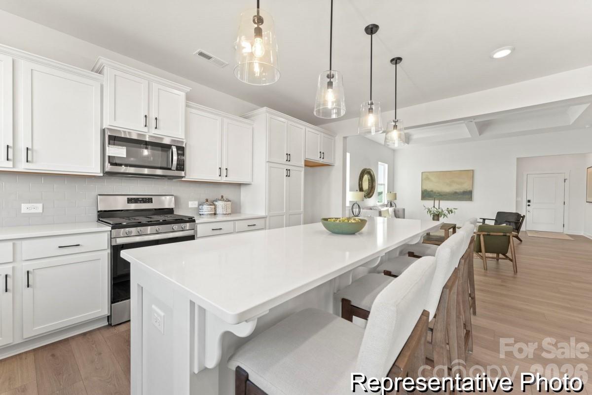 1311 Gatefield Drive 106