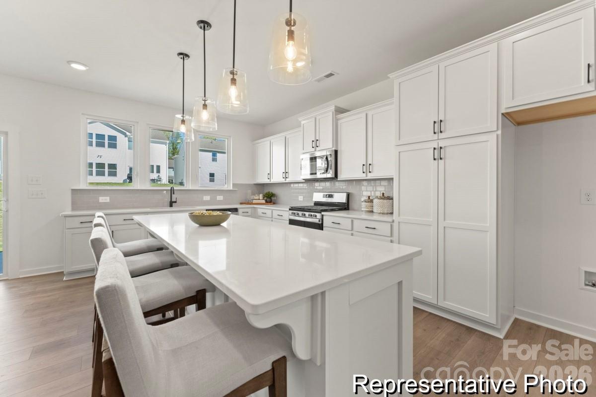 1311 Gatefield Drive 106