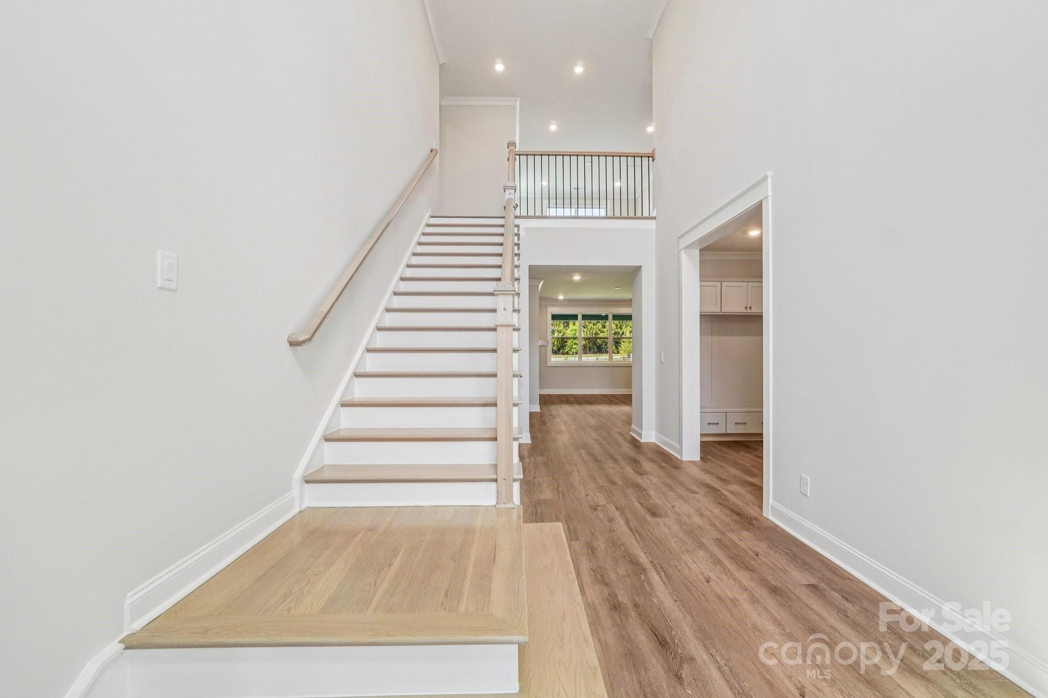 612 Hyder Trail