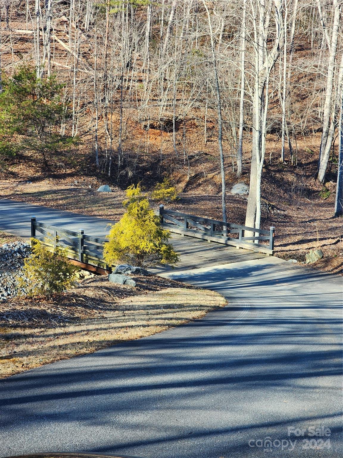 Forest Heights - Land