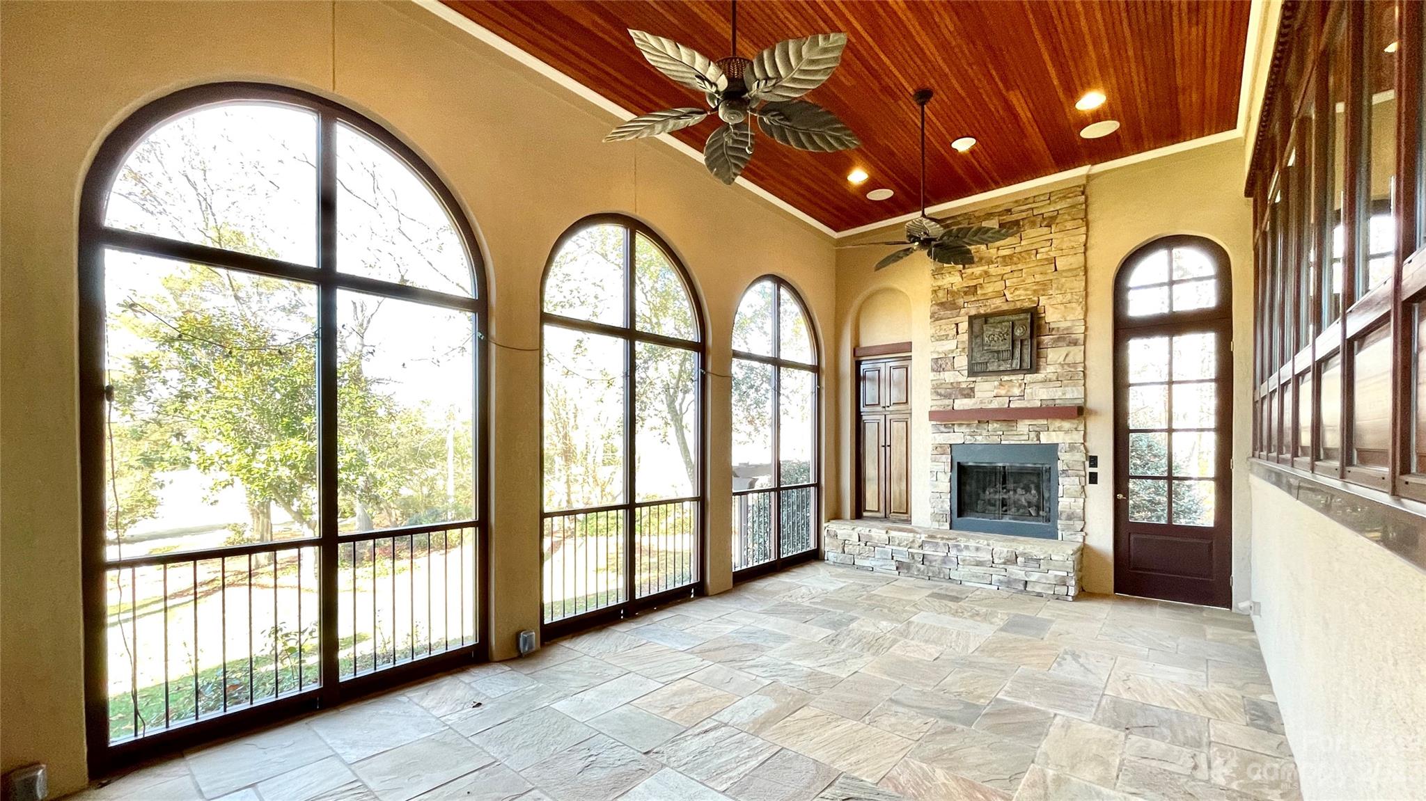 Carmel Country Club - Residential Lease