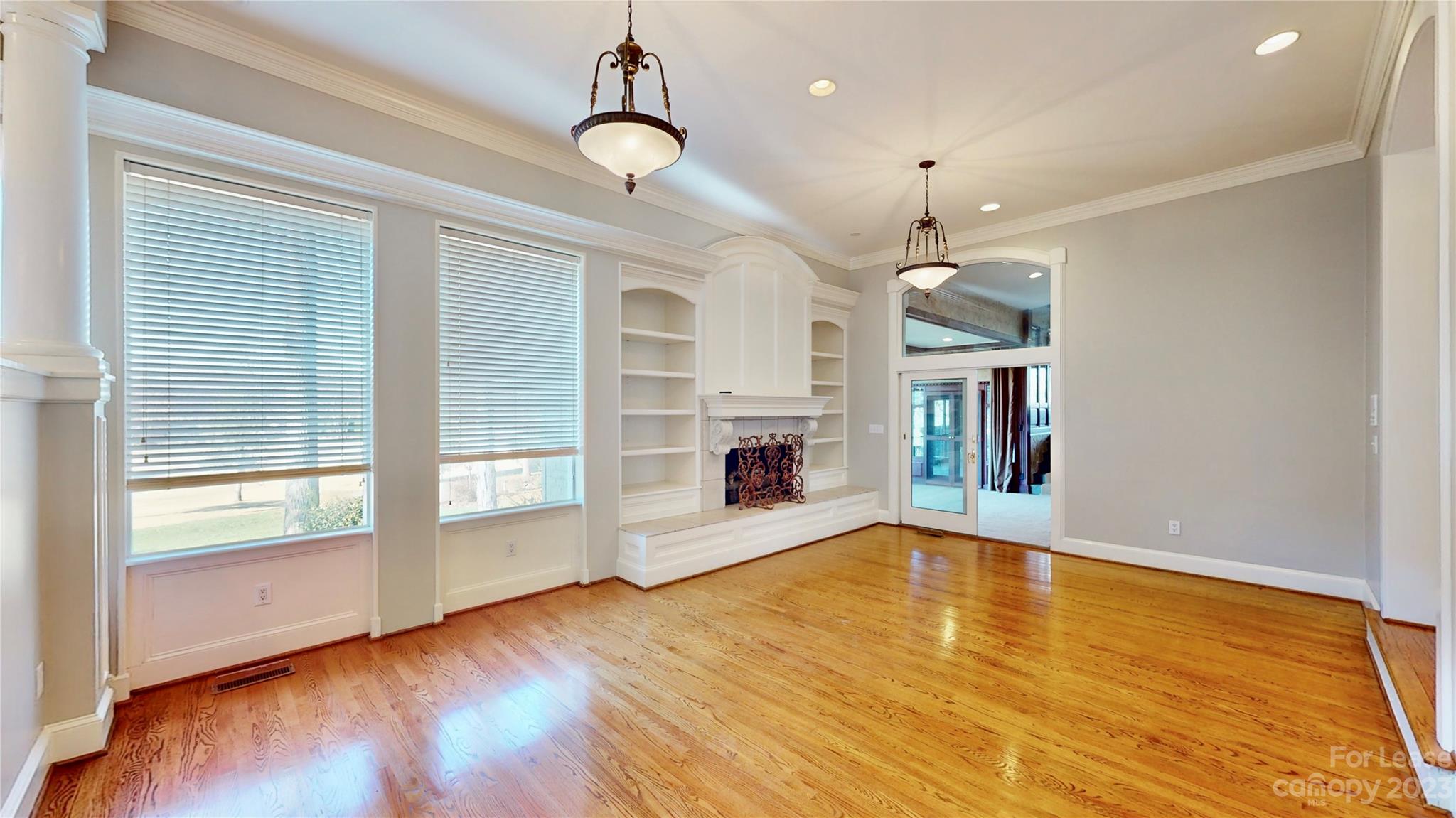 Carmel Country Club - Residential Lease