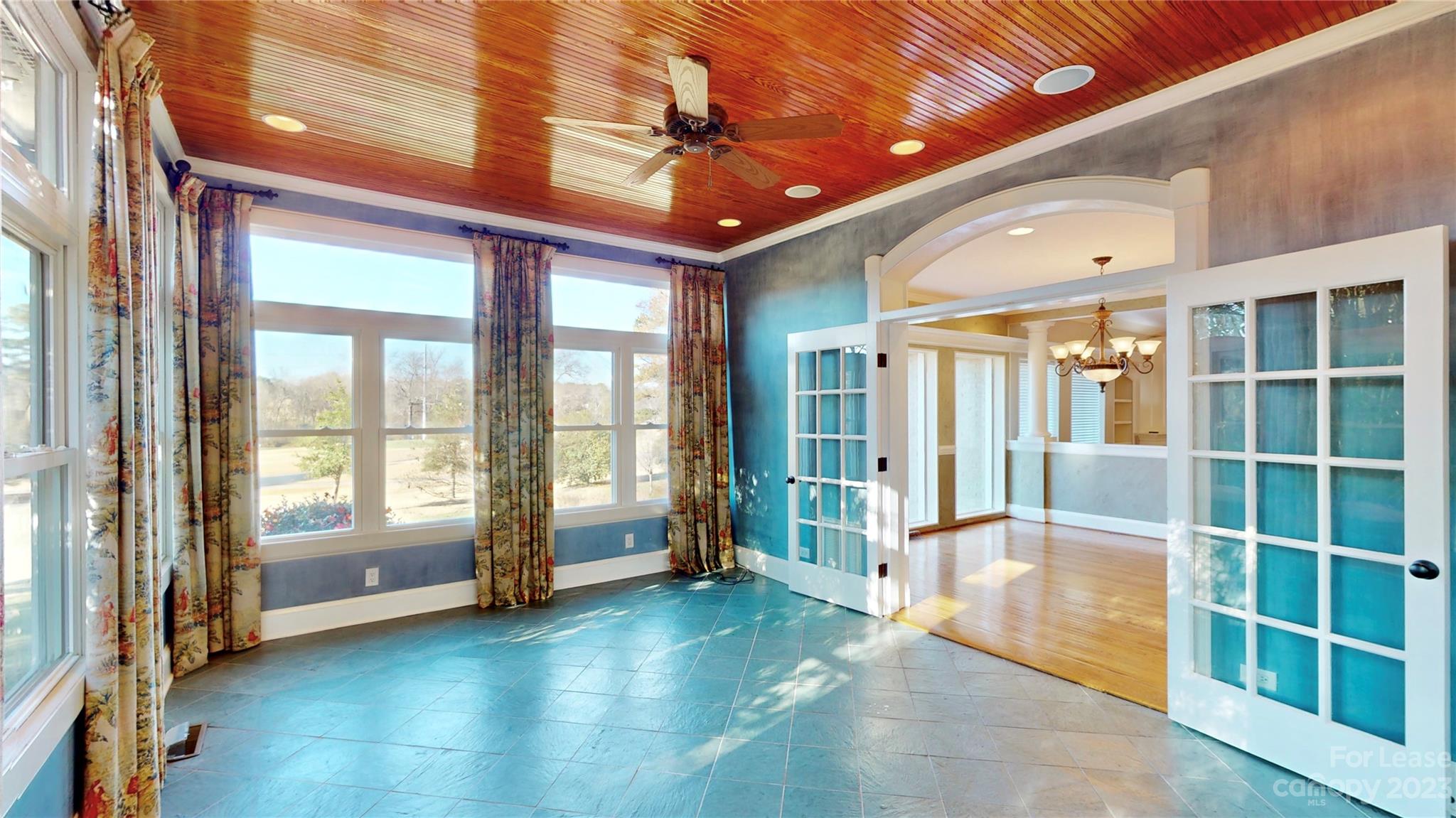 Carmel Country Club - Residential Lease