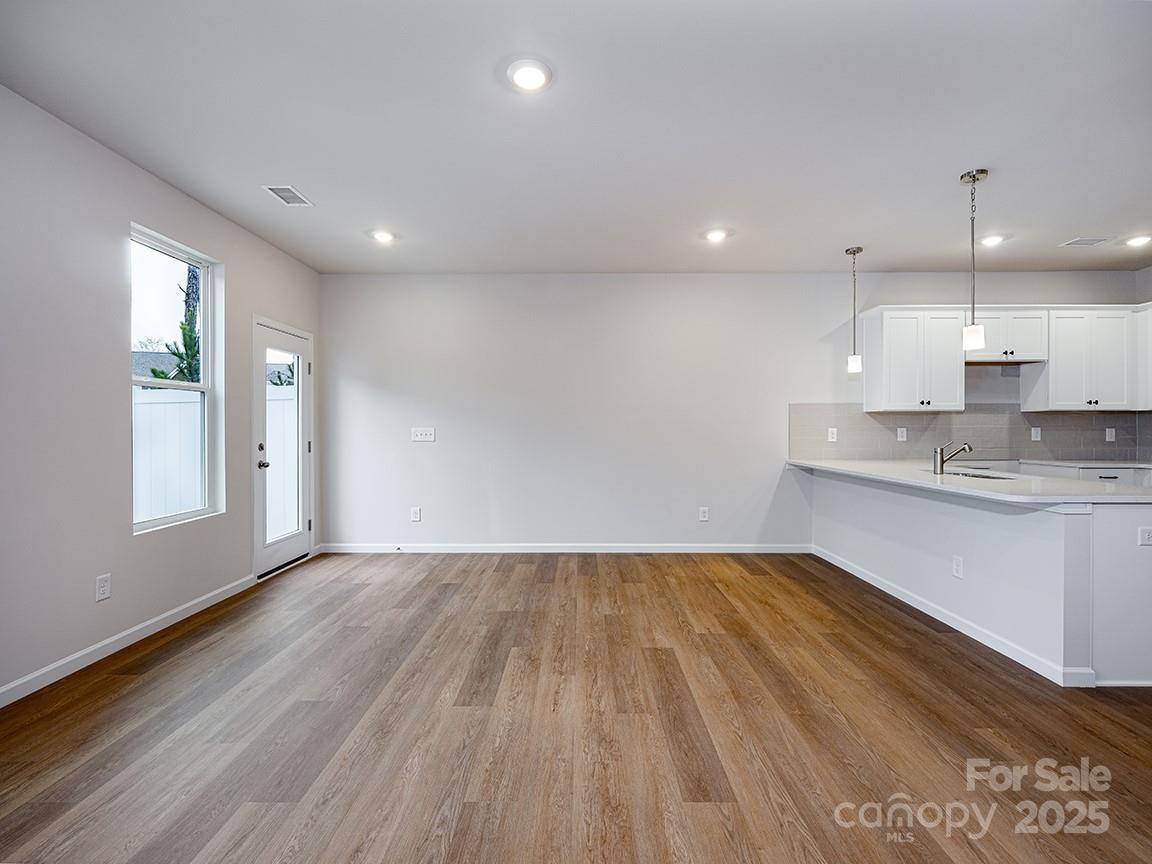 2535 Ruby Dixon Crossing Drive 19