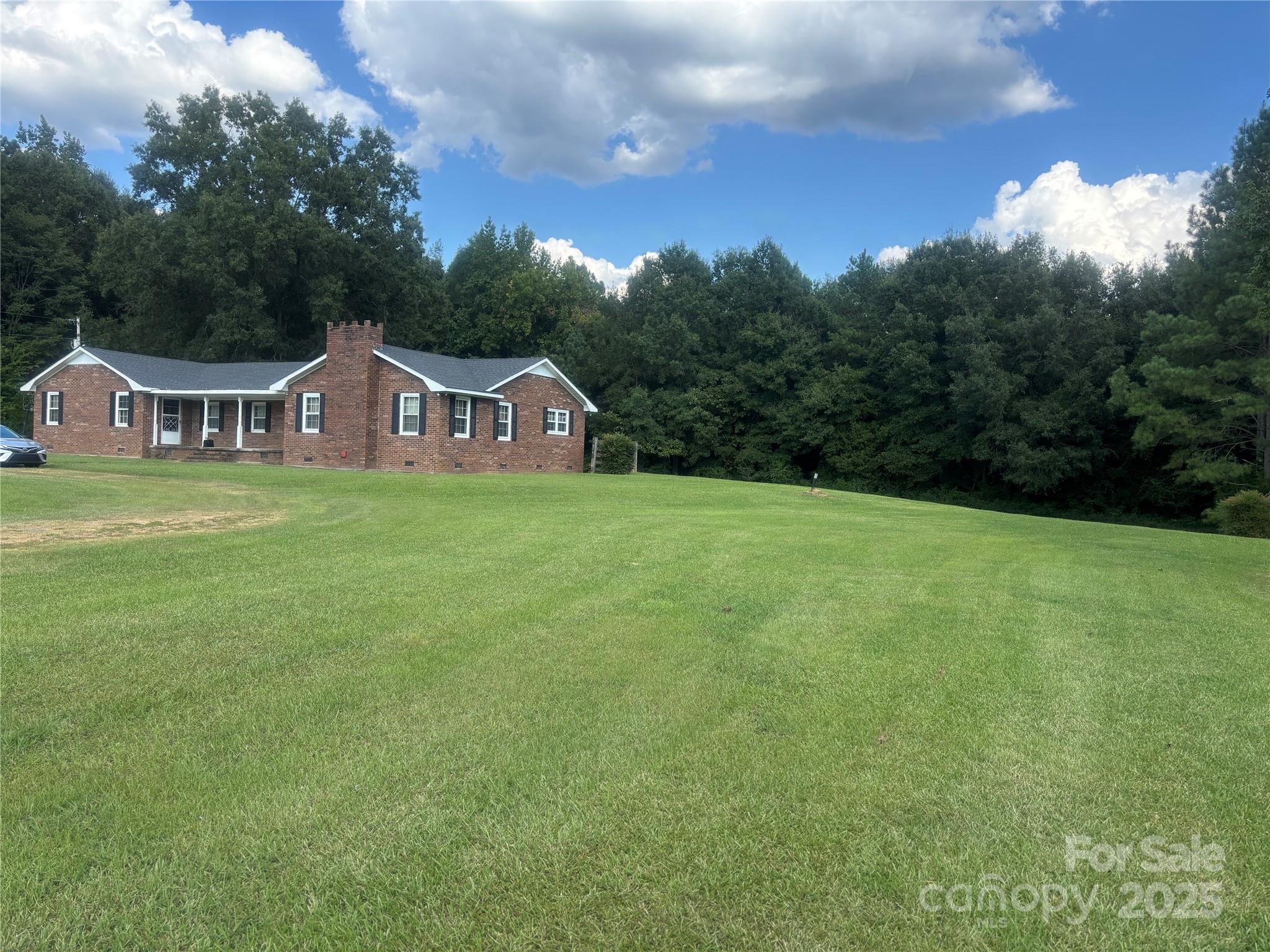 7047 White Store Road