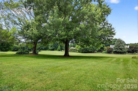 110 Old Squaw Road Mooresville NC 28117