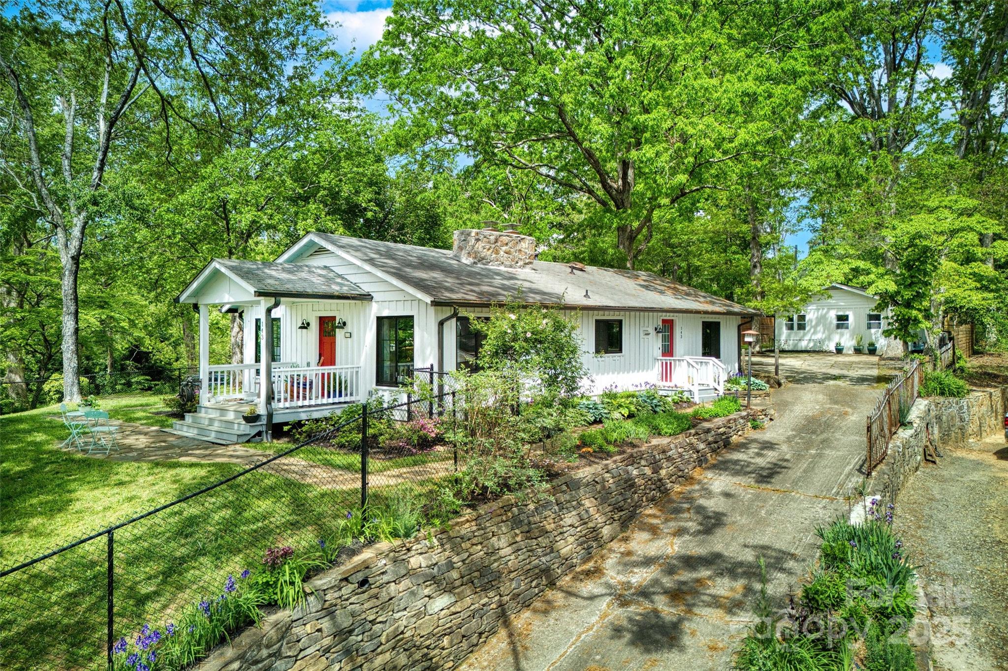 143 Beverly Road