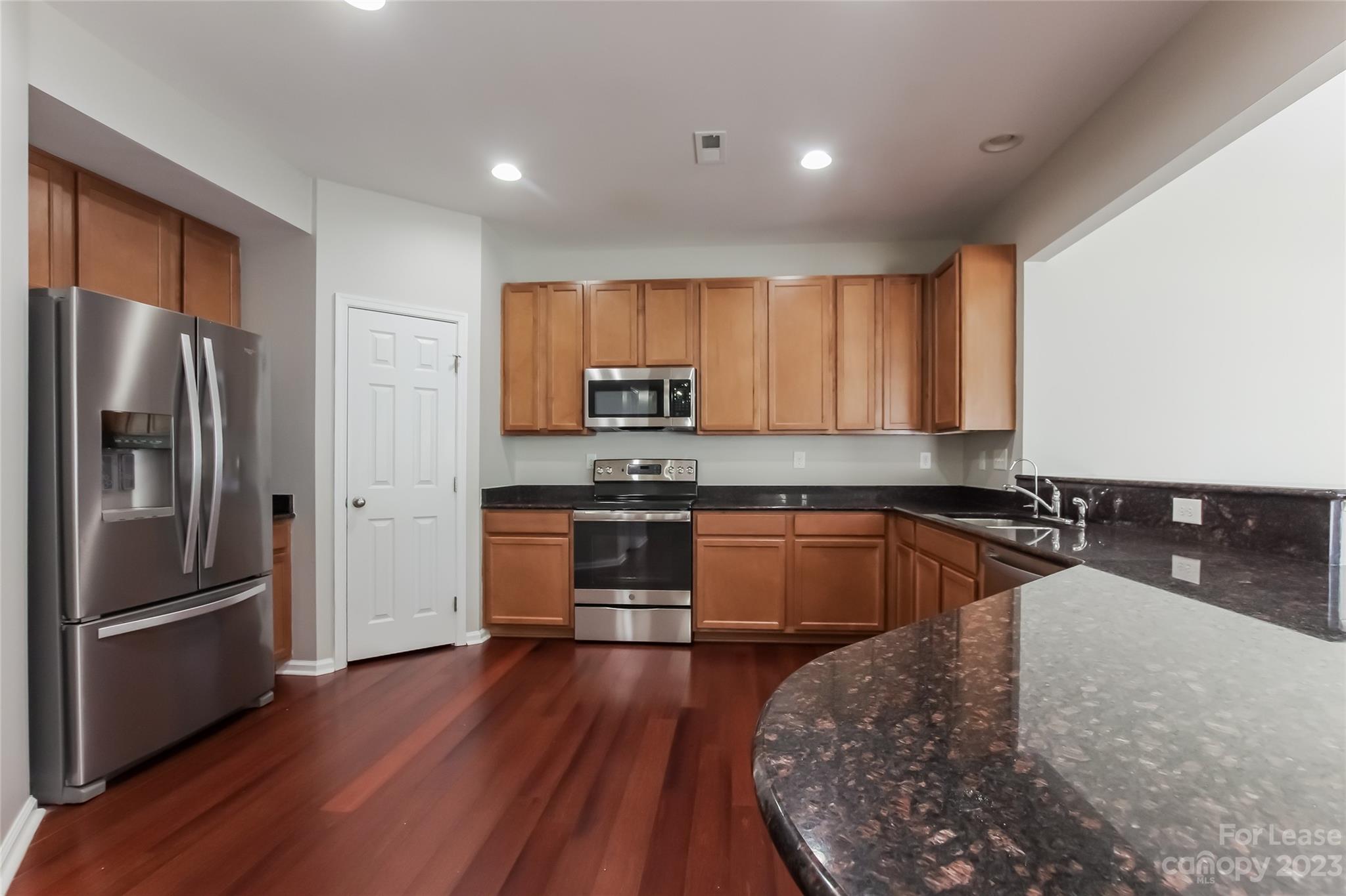 Unknown - Residential Lease