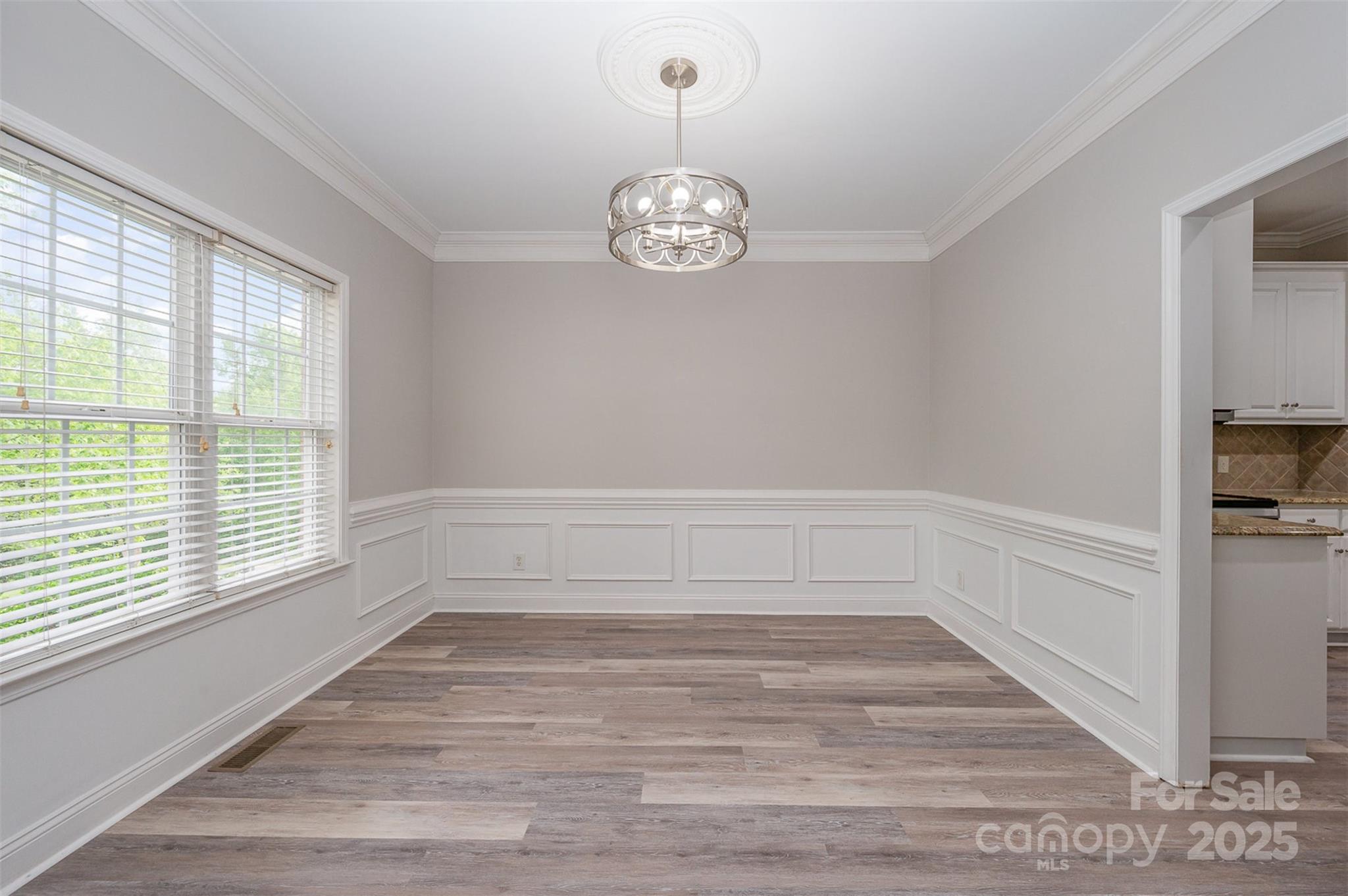 1033 Marguerite Drive