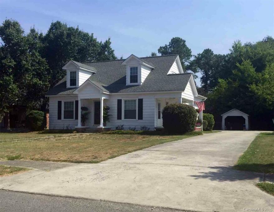 Full of small town charm, this 3 bed, 4 bath home is situated on nearly half an acre right in the heart of Clover. Beautiful hardwoods throughout and tons of character, it feels substantially larger.