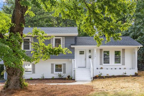 7315 Thorncliff Drive Charlotte NC 28210