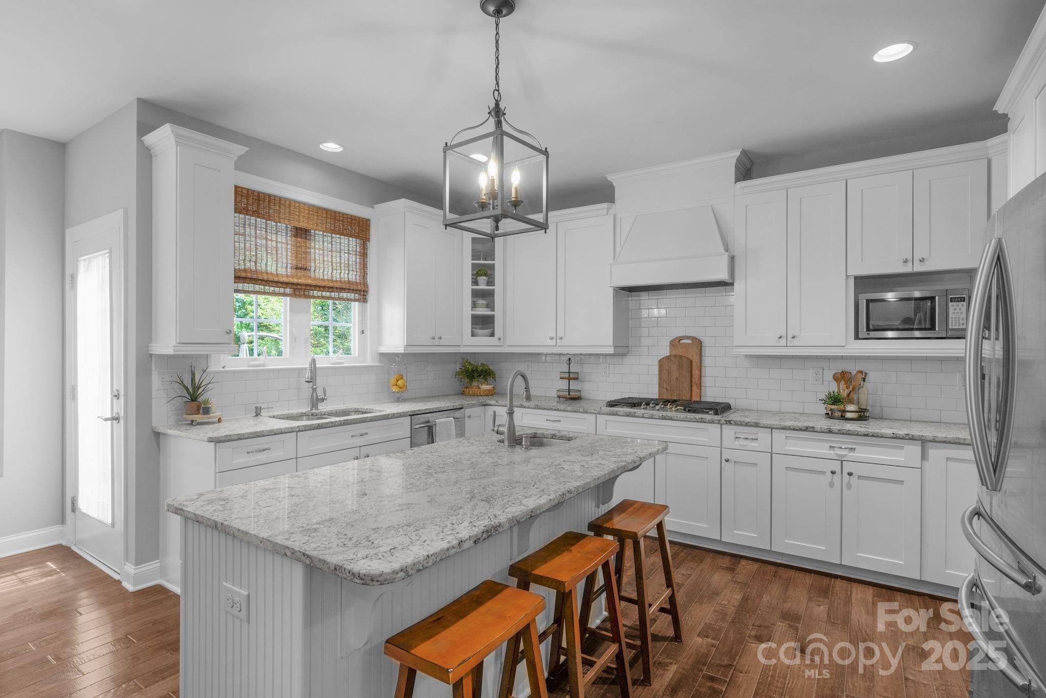 5044 Dockside Court