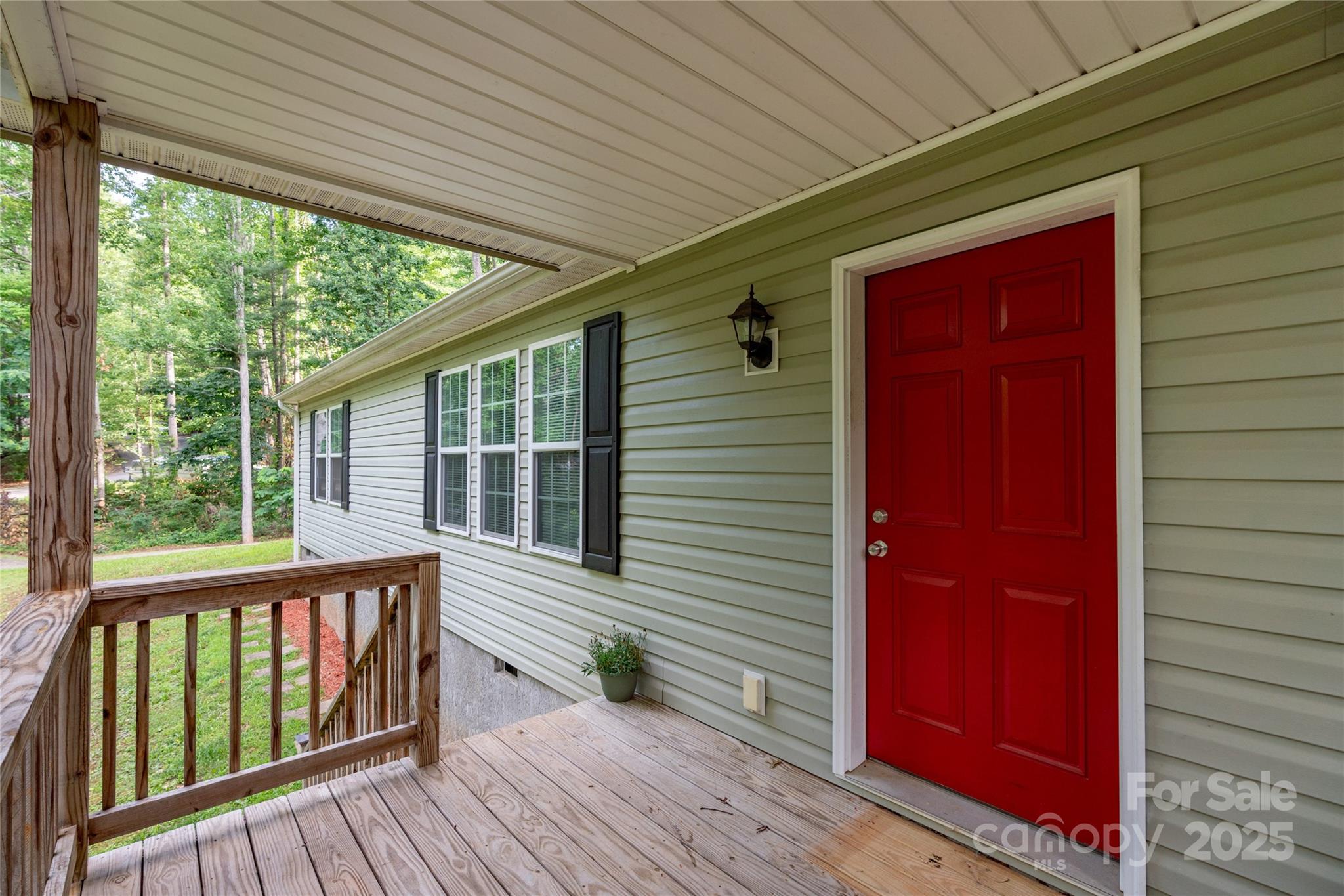 61 Evelyn Acres Drive