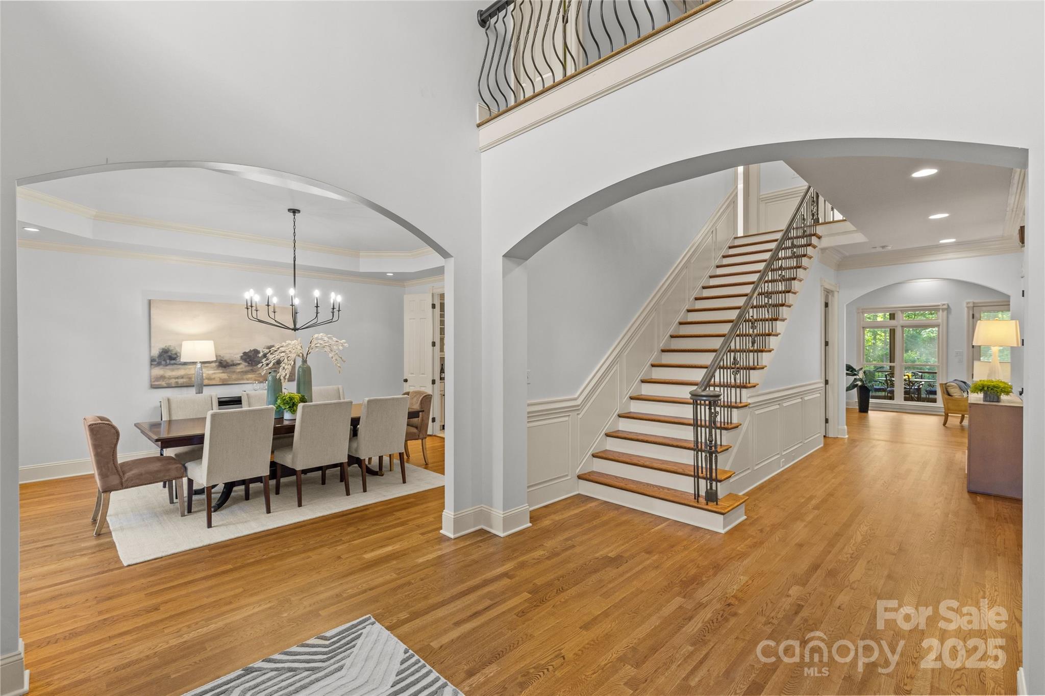1009 Seminole Drive