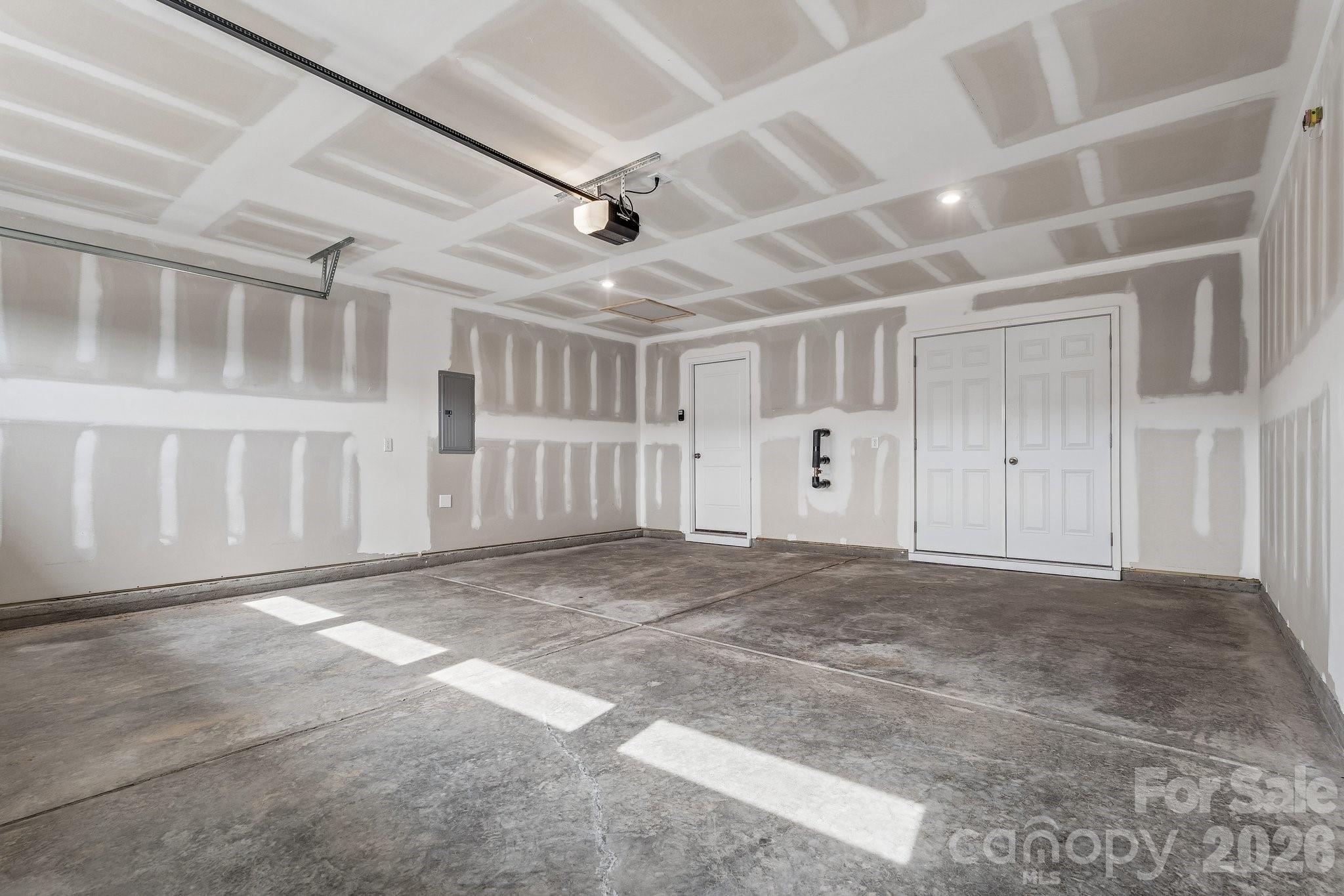 The Retreat at Laurelbrook - Residential