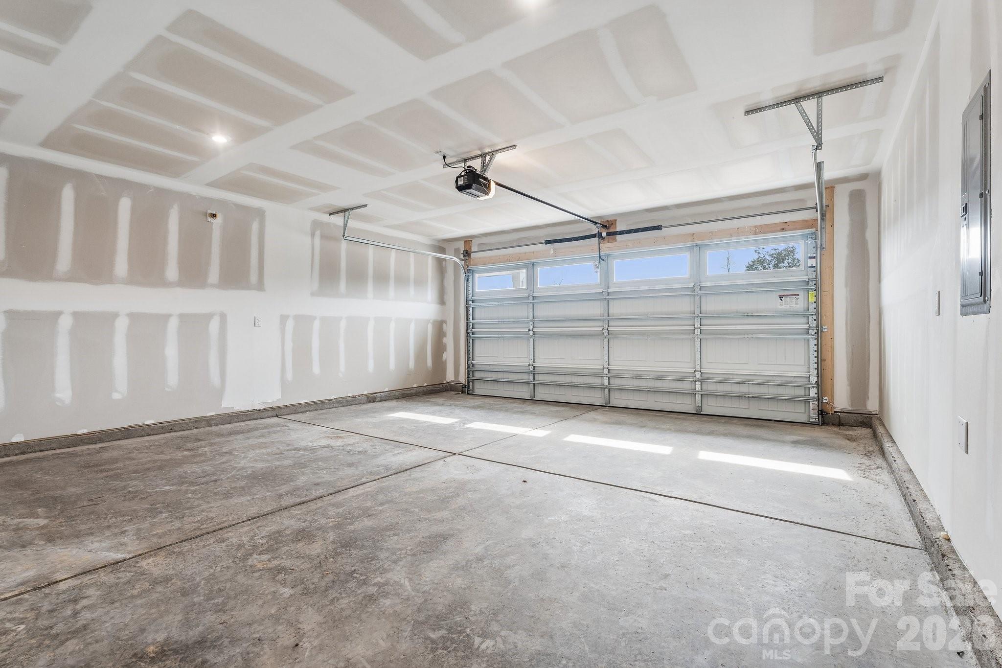 The Retreat at Laurelbrook - Residential