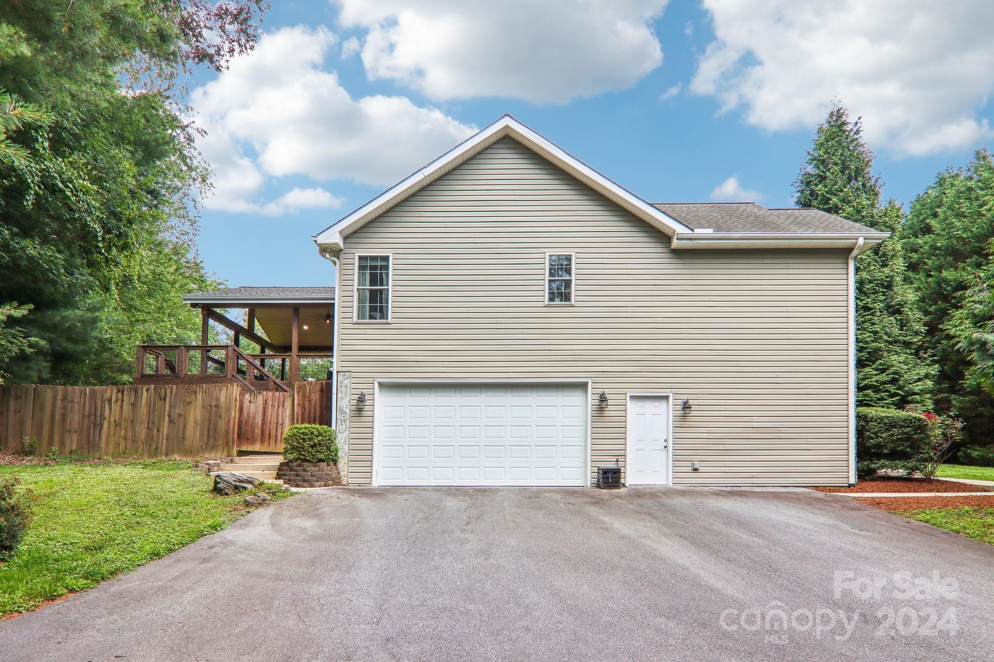 33 Warlick Road