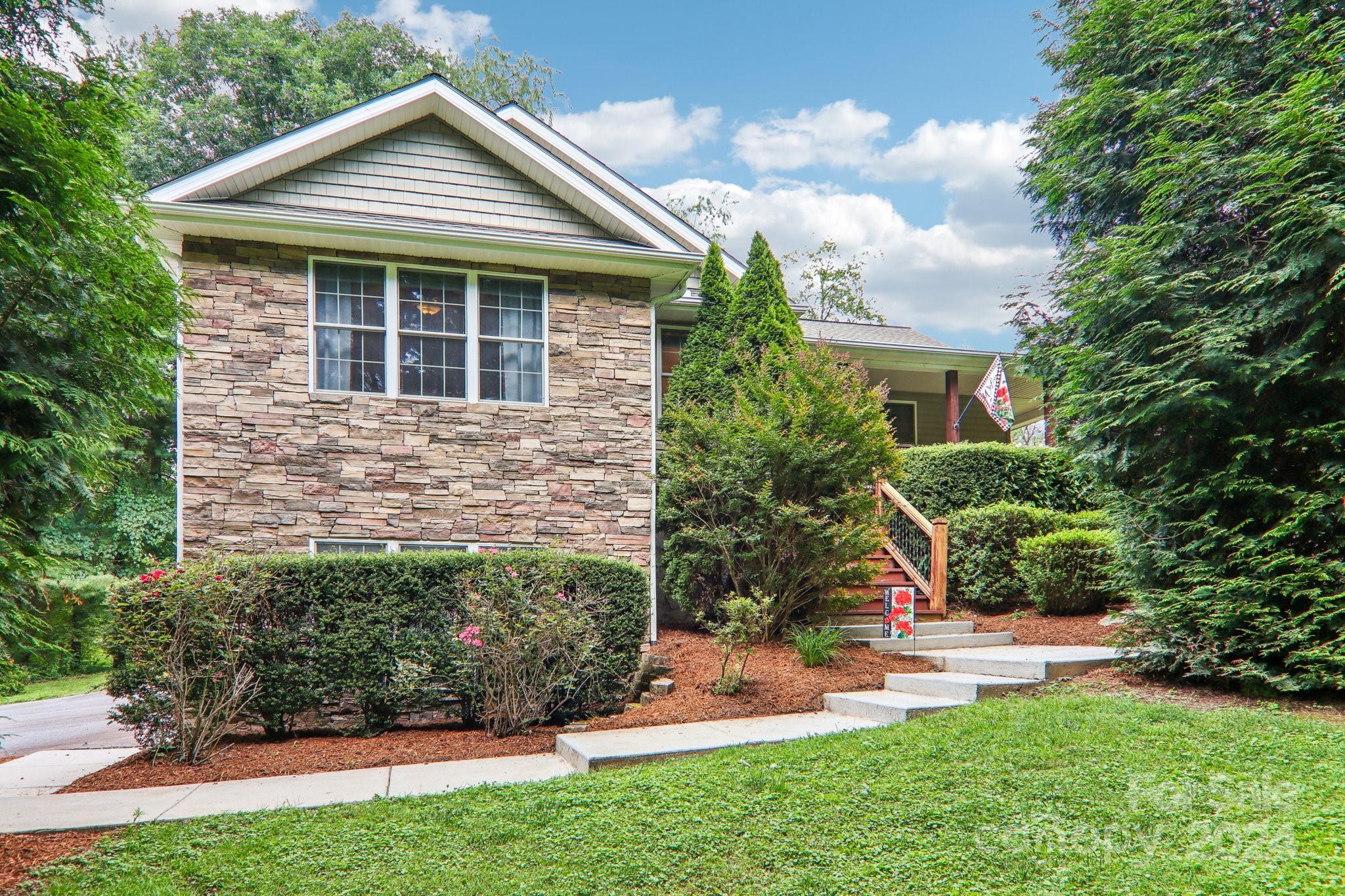 33 Warlick Road