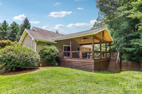 A home in Mills River