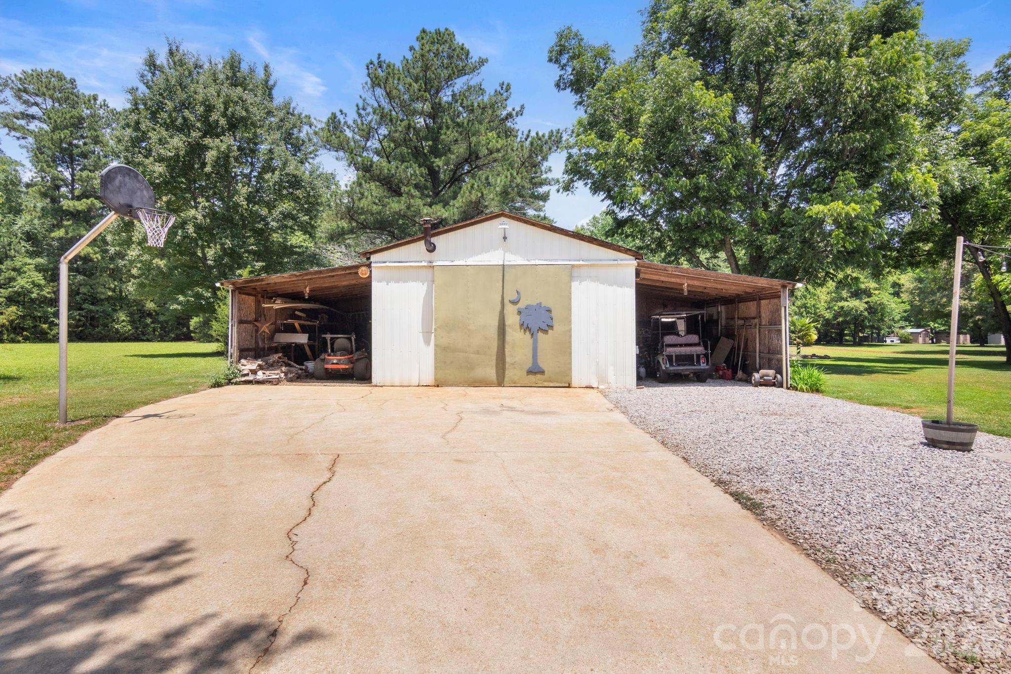 5654 Chadwick Court