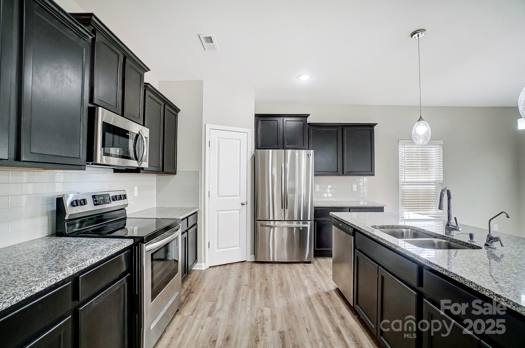 Ainsley - Residential